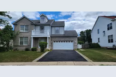 2145 Colchester Avenue, Hoffman Estates, IL 60192 - Photo 2