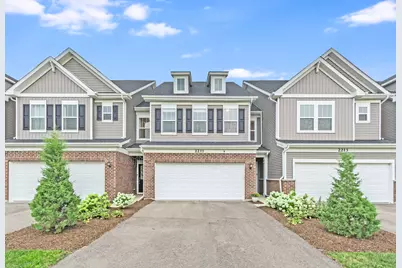 2211 Horseshoe Circle, Naperville, IL 60564 - Photo 2