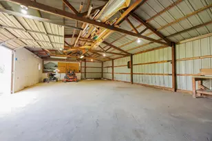 4022 Landmark Rd, Iuka, IL 62849 - Photo 24