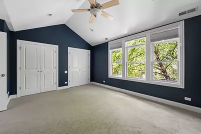 2041 N Whipple Street, Chicago, IL 60647 - Photo 26