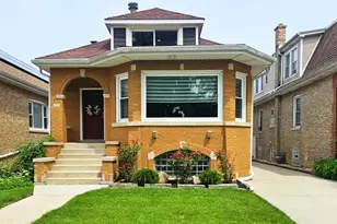2937 N 74th Ct, Elmwood Park, IL 60707 - Photo 2