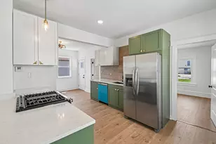 411 Leach Ave, Joliet, IL 60432 - Photo 4