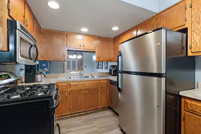 8425 W 95th Street #27, Hickory Hills, IL 60457 - Photo 8