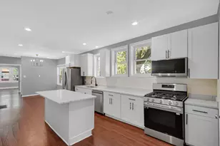 10001 S Wentworth Ave, Chicago, IL 60628 - Photo 10
