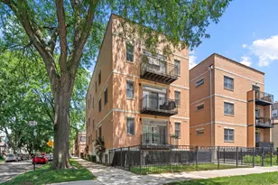 3756 W Leland Ave, Chicago, IL 60625 - Photo 1