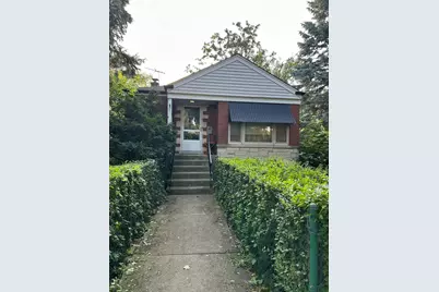7030 N Ionia Avenue, Chicago, IL 60646 - Photo 2