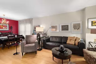 7030 N Ionia Ave, Chicago, IL 60646 - Photo 6