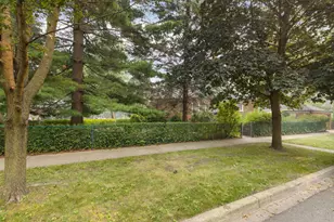 7030 N Ionia Ave, Chicago, IL 60646 - Photo 28
