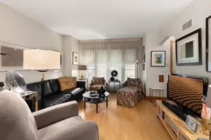 7030 N Ionia Ave, Chicago, IL 60646 - Photo 6