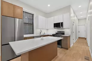 2132 W Potomac Ave, Chicago, IL 60622 - Photo 4
