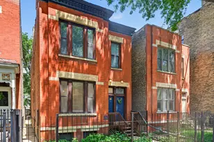2132 W Potomac Ave, Chicago, IL 60622 - Photo 2