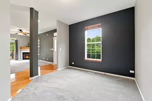 111 Neutrenton Ave, Elgin, IL 60120 - Photo 12