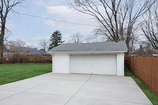 8110 Lockwood Ave, Burbank, IL 60459 - Photo 46