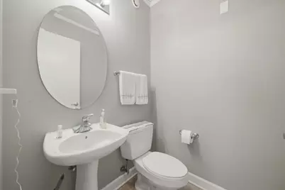 201 N Westshore Drive #1708, Chicago, IL 60601 - Photo 16