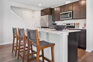 2222 Davidson Way, Yorkville, IL 60560 - Photo 10