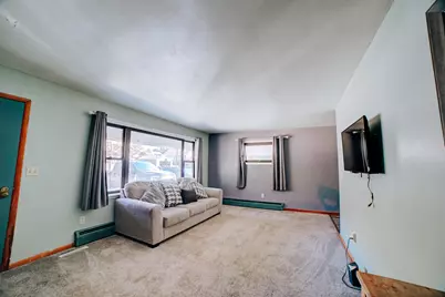 316 N Hartwell Street, Gilman, IL 60938 - Photo 10