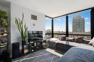 1122 N Clark St, Chicago, IL 60610 - Photo 4