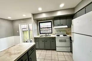 18W158 16th St, Villa Park, IL 60181 - Photo 8