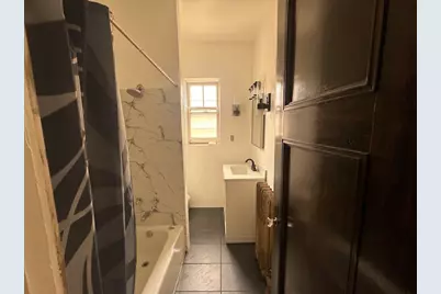 953 E Hyde Park Boulevard #3, Chicago, IL 60615 - Photo 18