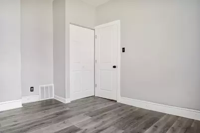 1536 W 70th Street, Chicago, IL 60636 - Photo 10