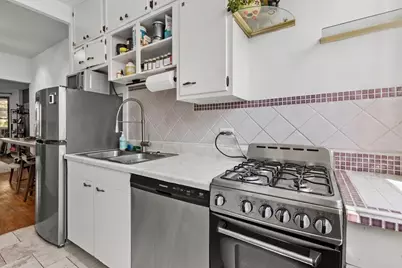 1210 W Jarvis Avenue #2N, Chicago, IL 60626 - Photo 8