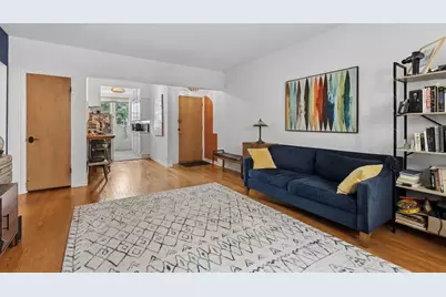 1210 W Jarvis Avenue #2N, Chicago, IL 60626 - Photo 4