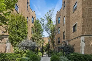 1210 W Jarvis Ave, Chicago, IL 60626 - Photo 2