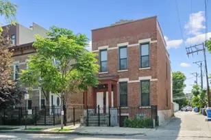 614 S Oakley Blvd, Chicago, IL 60622 - Photo 2