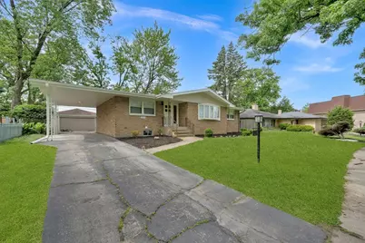 3245 S Manor Drive, Lansing, IL 60438 - Photo 2