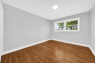 3245 S Manor Dr, Lansing, IL 60438 - Photo 24