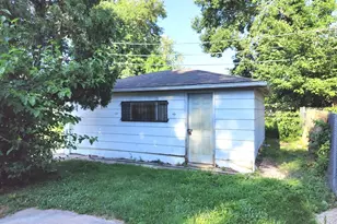 108 S Park Rd, Joliet, IL 60433 - Photo 4