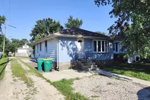 108 S Park Rd, Joliet, IL 60433 - Photo 1