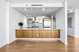 340 E Randolph St, Chicago, IL 60601 - Photo 12