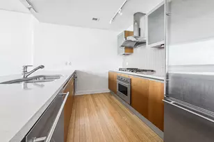 340 E Randolph St, Chicago, IL 60601 - Photo 14