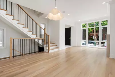 2228 N Southport Avenue, Chicago, IL 60614 - Photo 2