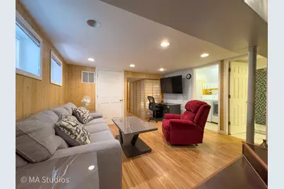 1100 S Cherrywood Drive S, Mount Prospect, IL 60056 - Photo 34