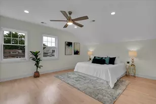 4036 W Warwick Ave, Chicago, IL 60641 - Photo 18