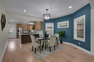 4036 W Warwick Ave, Chicago, IL 60641 - Photo 10