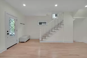 4036 W Warwick Ave, Chicago, IL 60641 - Photo 8