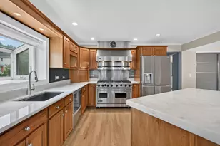 6013 N Emerson St, Rosemont, IL 60018 - Photo 6