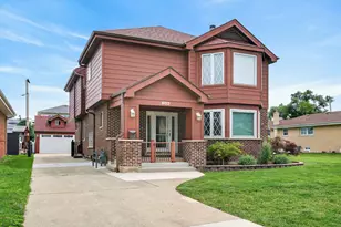 6013 N Emerson St, Rosemont, IL 60018 - Photo 1