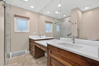 6013 N Emerson Street, Rosemont, IL 60018 - Photo 12