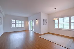 210 N Addison Ave, Elmhurst, IL 60126 - Photo 12