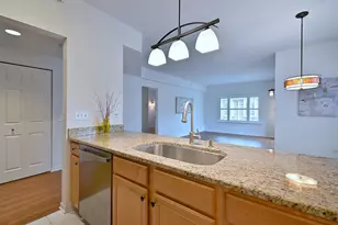 210 N Addison Ave, Elmhurst, IL 60126 - Photo 18