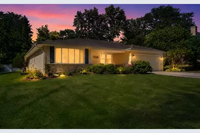 446 Hamilton Drive, Wheaton, IL 60189 - Photo 1