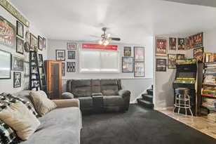 117 S Evergreen Ave, Addison, IL 60101 - Photo 16