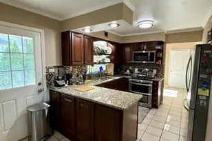 1140 S Van Buren Ave, Des Plaines, IL 60018 - Photo 2