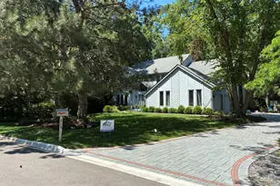 313 Whitmore Ln, Lake Forest, IL 60045 - Photo 1