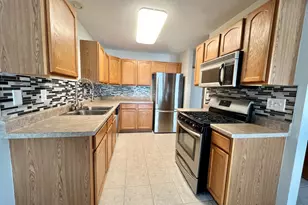 1172 Rose Dr, Sycamore, IL 60178 - Photo 12