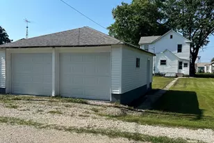 107 W Palmer St, Thawville, IL 60968 - Photo 16